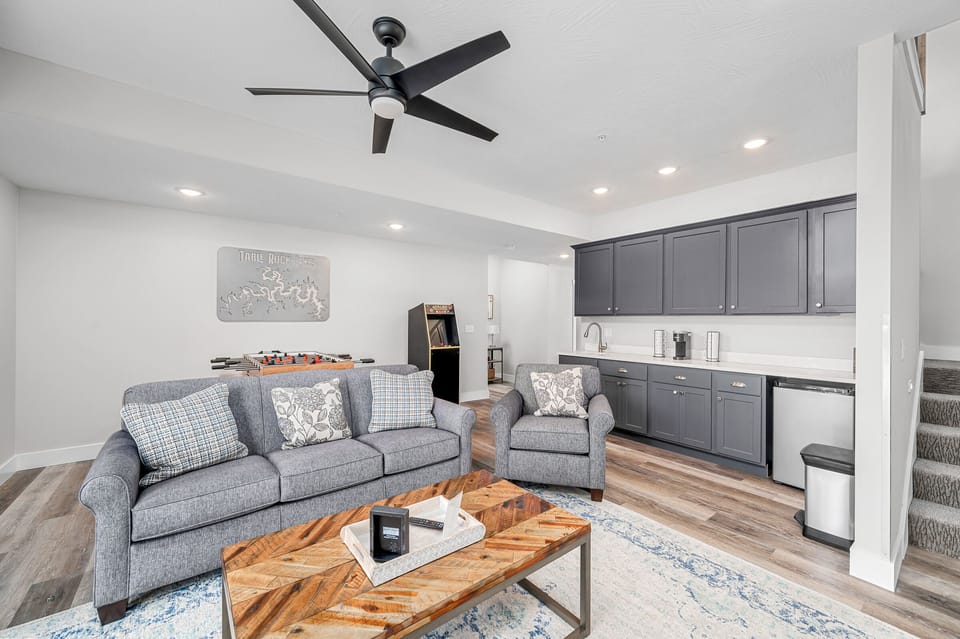 Lower living area