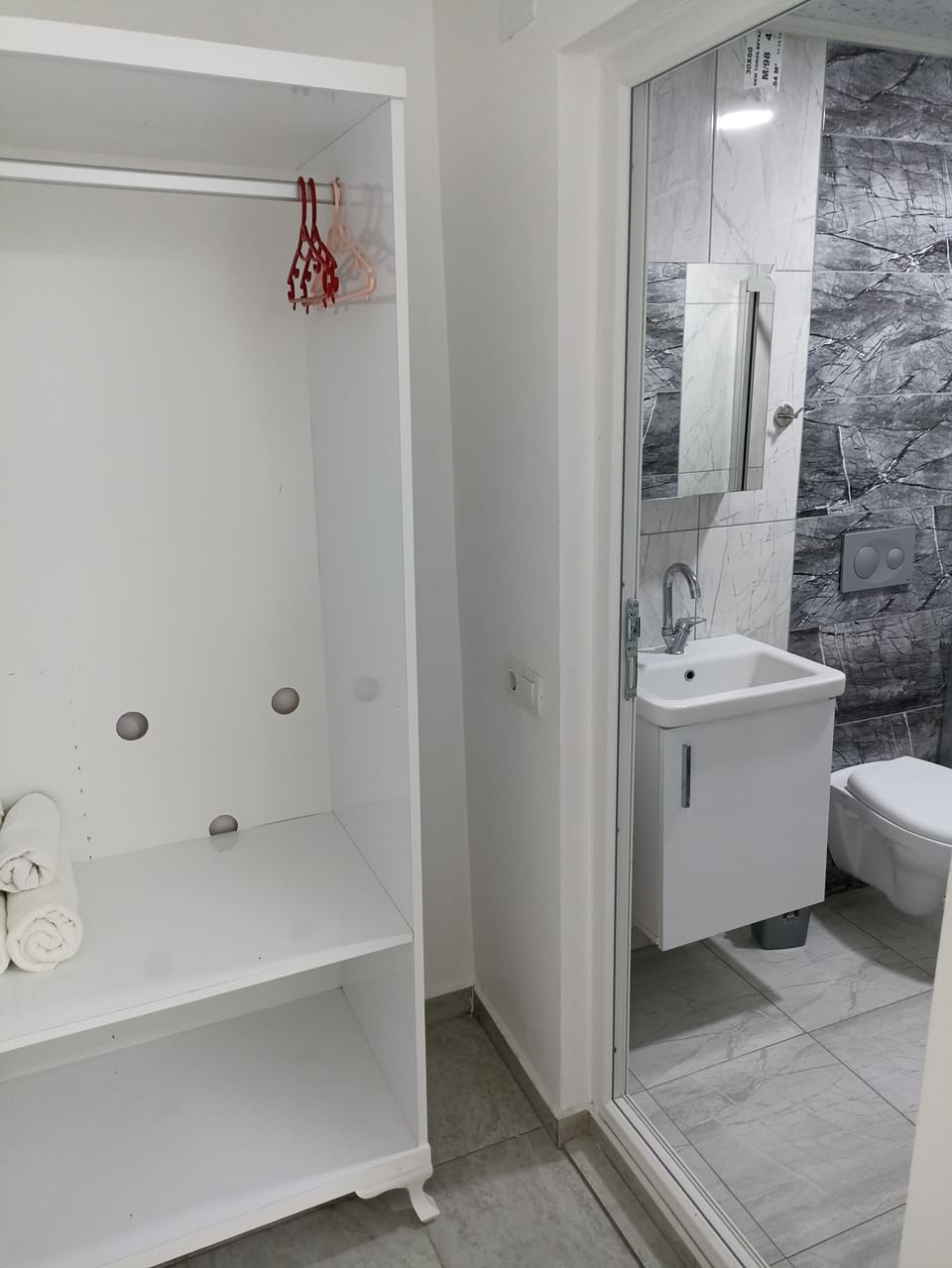 Classic Suite, 2 Bedrooms, Partial Sea View | Premium bedding, minibar, individually decorated, desk
