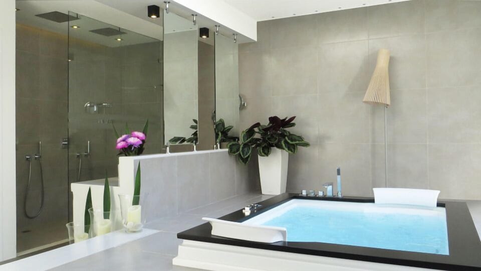 Suite, Private Pool | Minibar, desk, laptop workspace, free WiFi