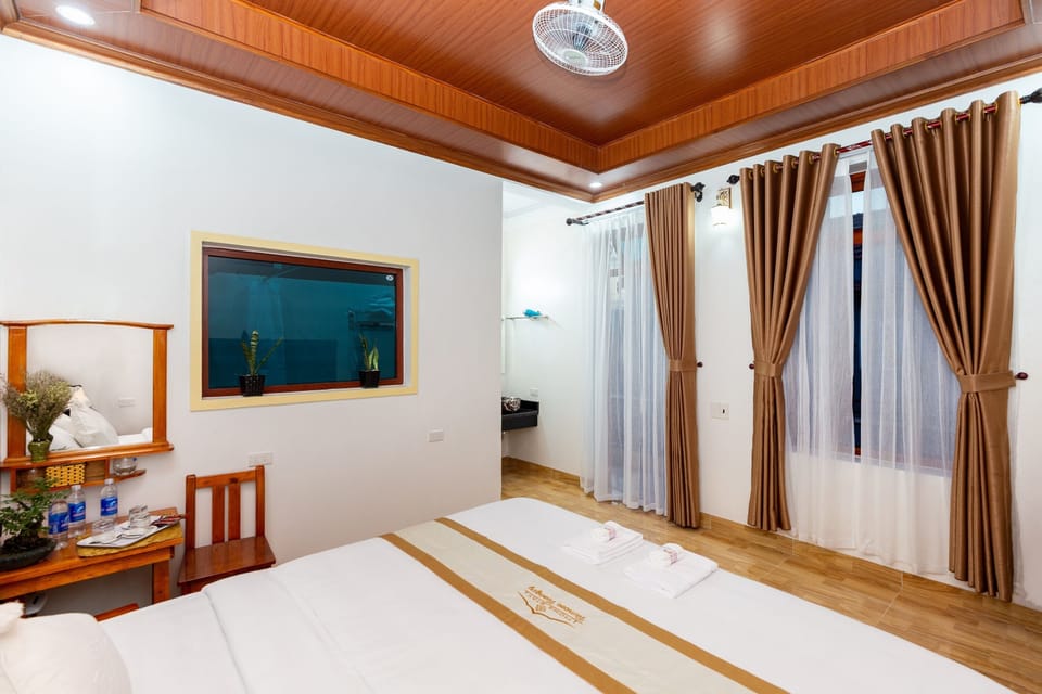 Standard Double Room | Desk, free WiFi