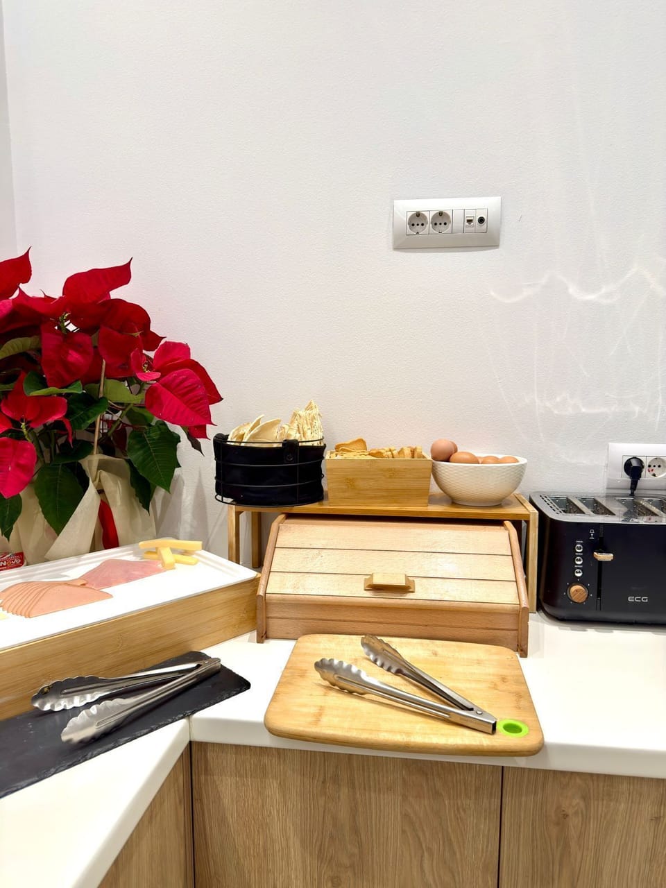 Daily buffet breakfast (EUR 10 per person)