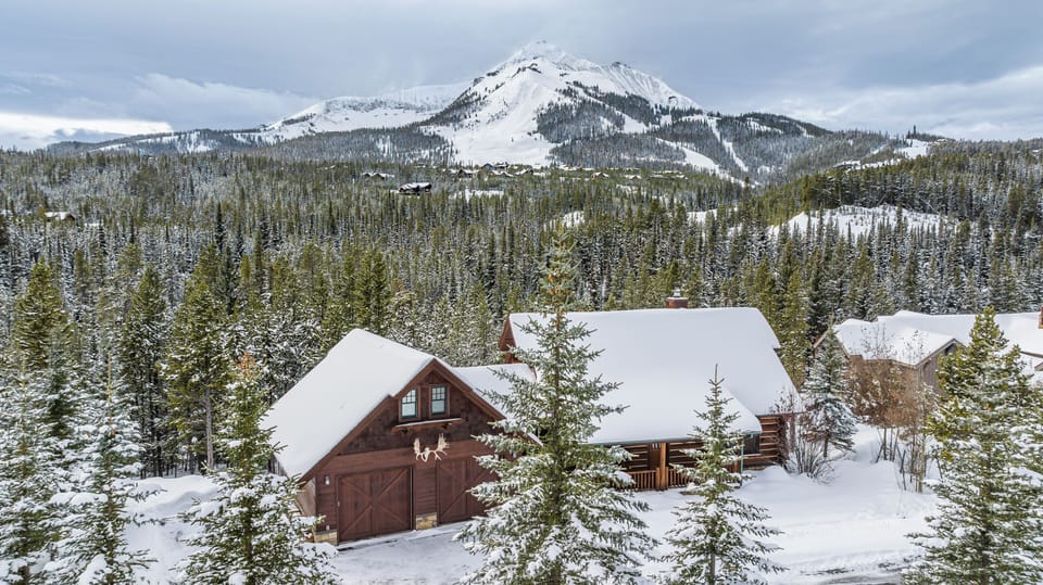 Snowy front of Elk Lodge