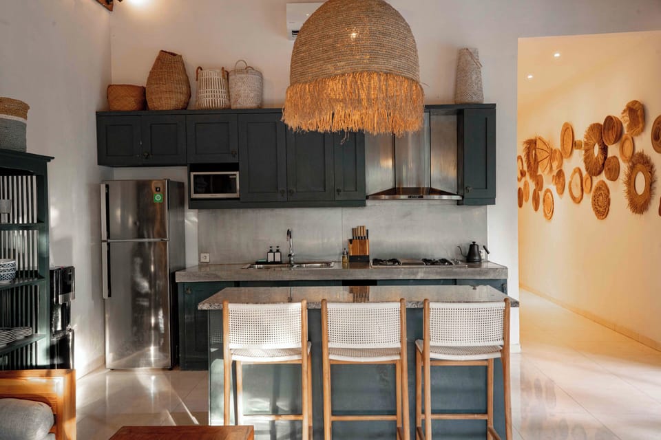 Deluxe Villa, 3 Bedrooms (6 people) | Private kitchen | Fridge, electric kettle