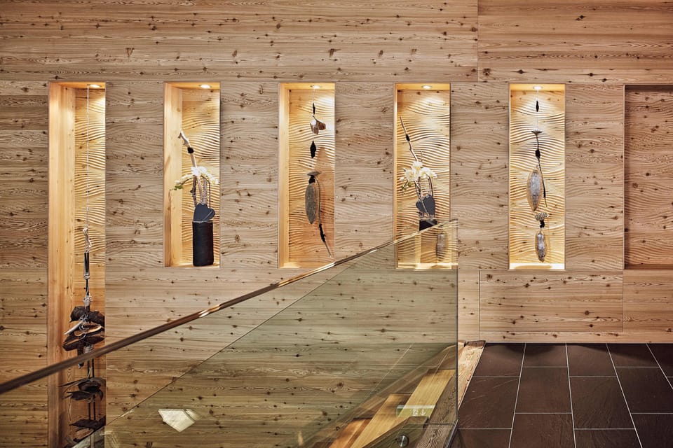 Sauna, steam room, massages
