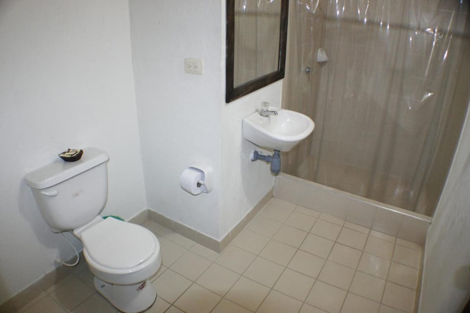 Free toiletries, towels