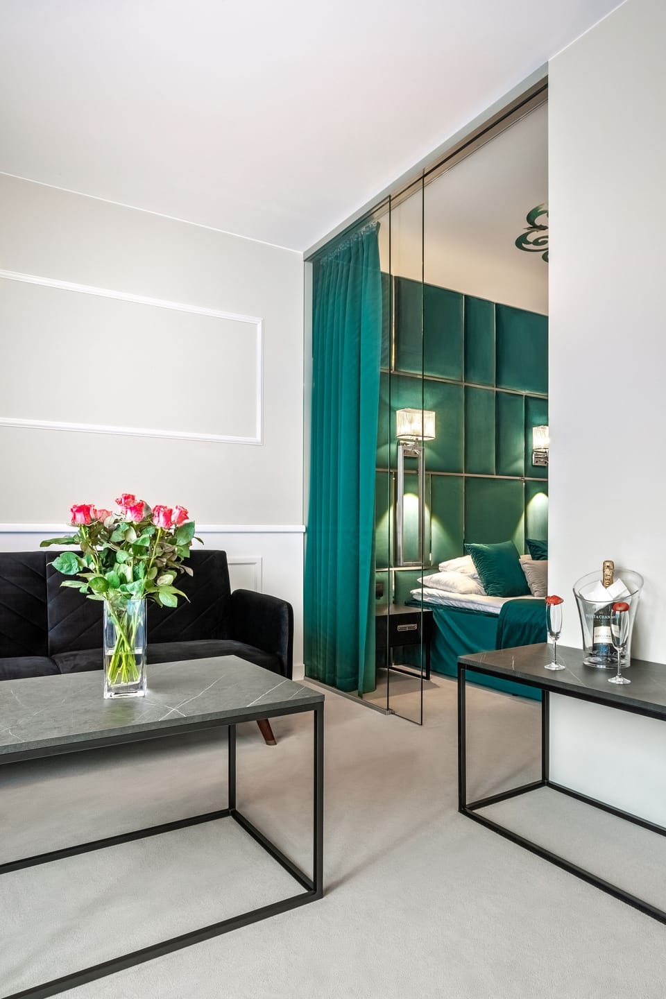 Deluxe Double Room | Minibar, in-room safe, desk, iron/ironing board