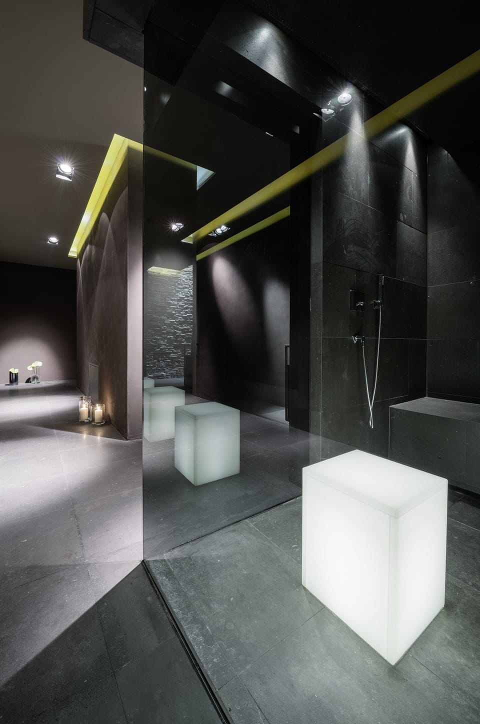 Sauna, hot tub, steam room, body treatments, facials, massages
