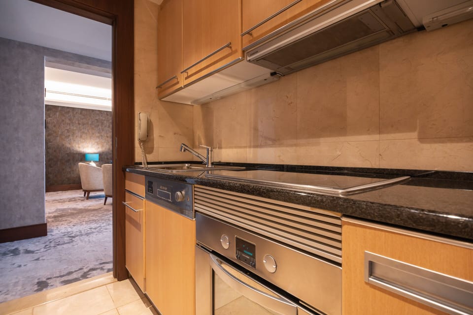Suite, 1 King Bed (Prestige) | Room amenity