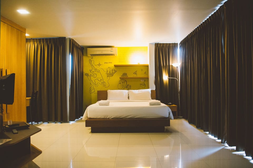 Standard Double Room | Hypo-allergenic bedding, in-room safe, individually decorated, free WiFi