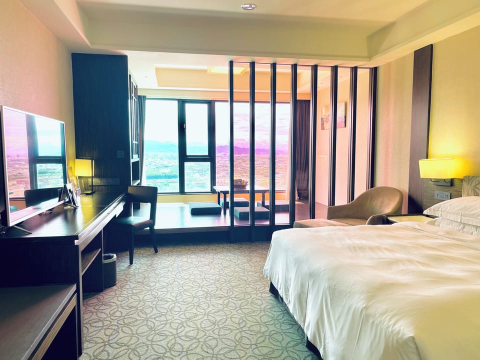 Japanese Style Room | Down comforters, free minibar, in-room safe, desk