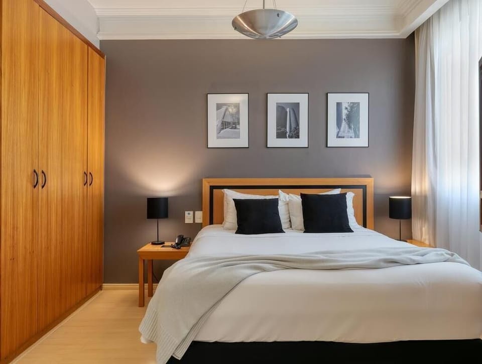 Superior Room, 1 Double Bed | Minibar, in-room safe, desk, blackout drapes