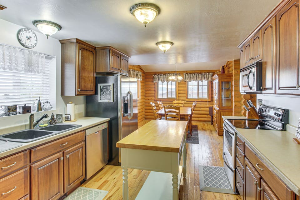 Kitchen | Cooking Basics Supplied