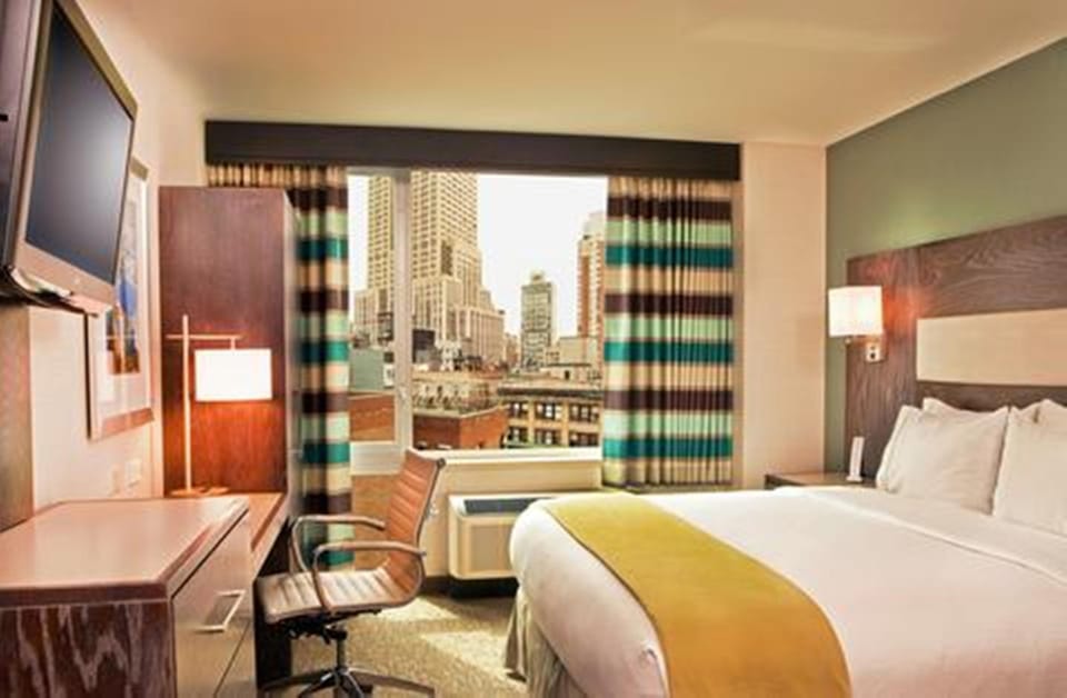 In-room safe, desk, iron/ironing board, free WiFi