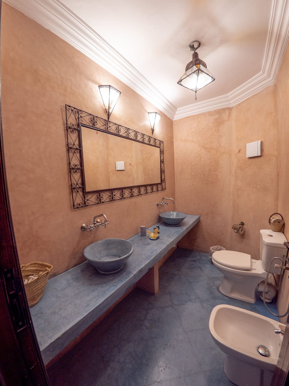 Superior Room | Bathroom sink