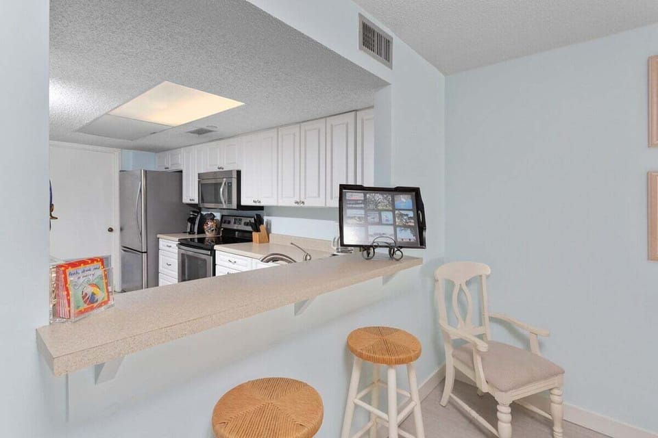 North Breakers 407 - Breakfast Bar