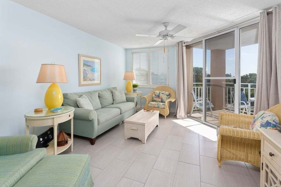 North Breakers 407 - Living Space with patio access