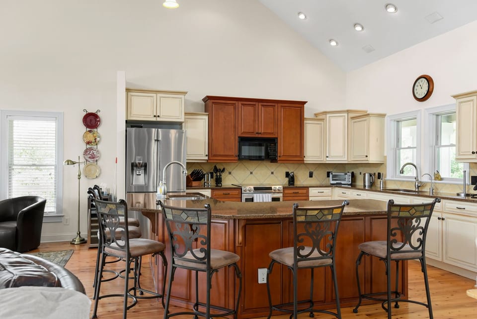 CC124: Corolla Beach House l Top Level Kitchen