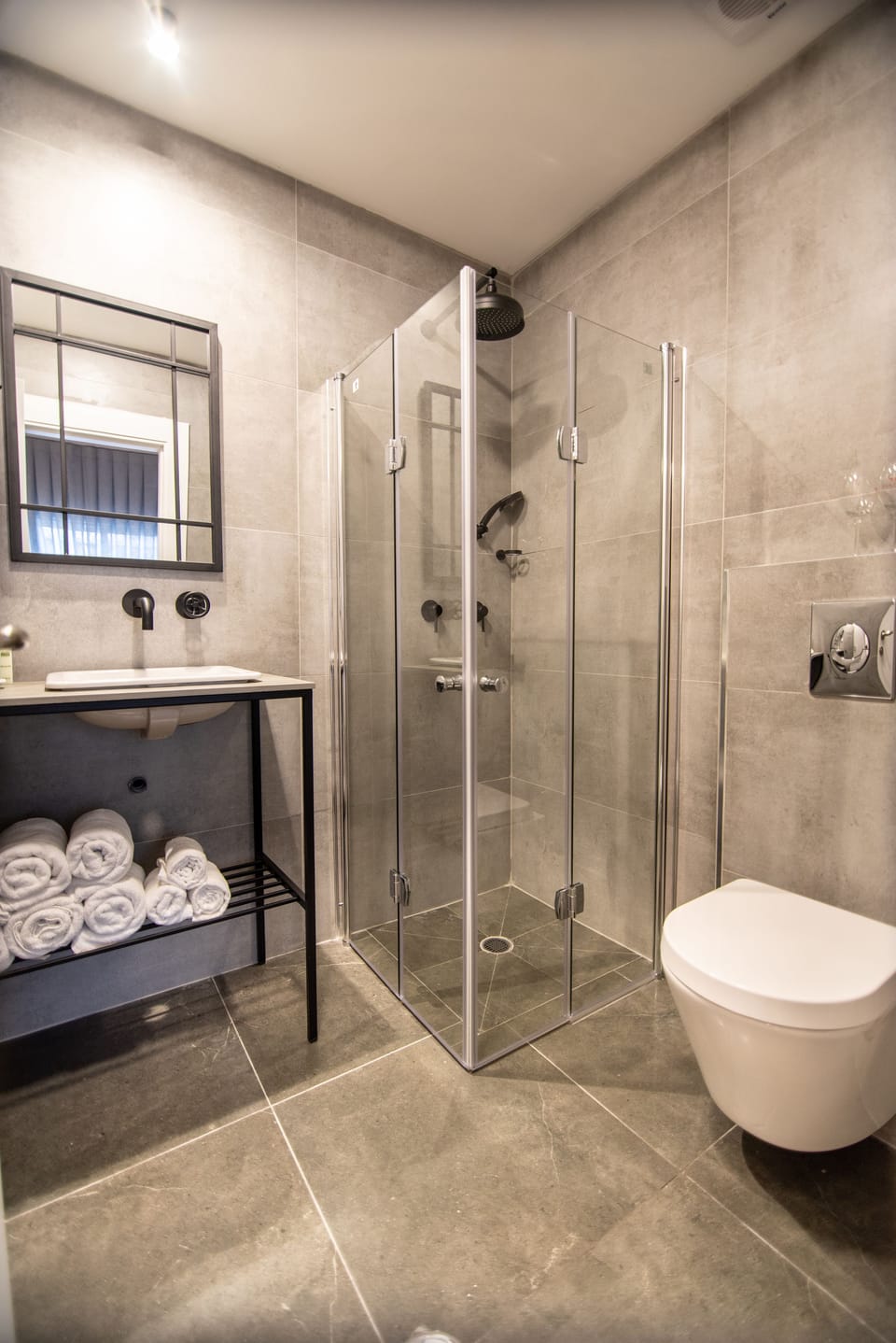 Bathroom shower