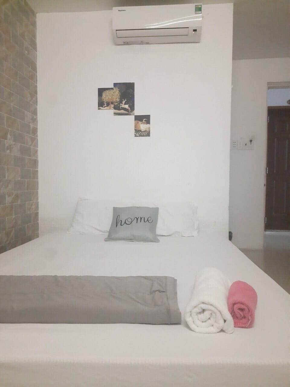 Double Room | Desk, blackout drapes, free WiFi