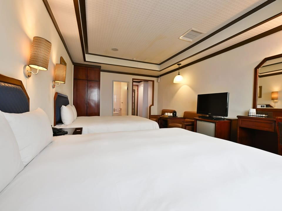 Standard Quadruple Room | Soundproofing, WiFi (free), bed sheets