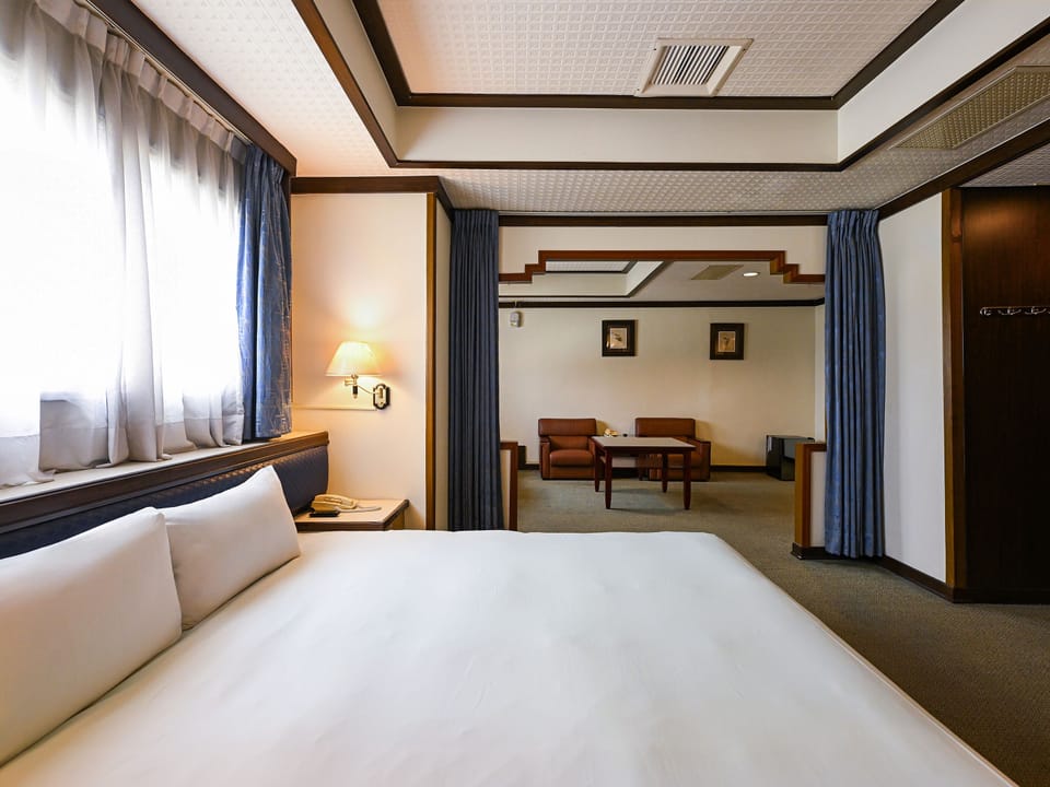 Deluxe Double Room | Soundproofing, WiFi (free), bed sheets