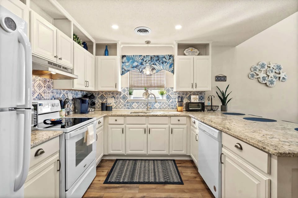 Full View of Kitchen