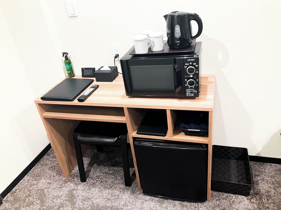 Desk, WiFi (free), individually decorated, bed sheets