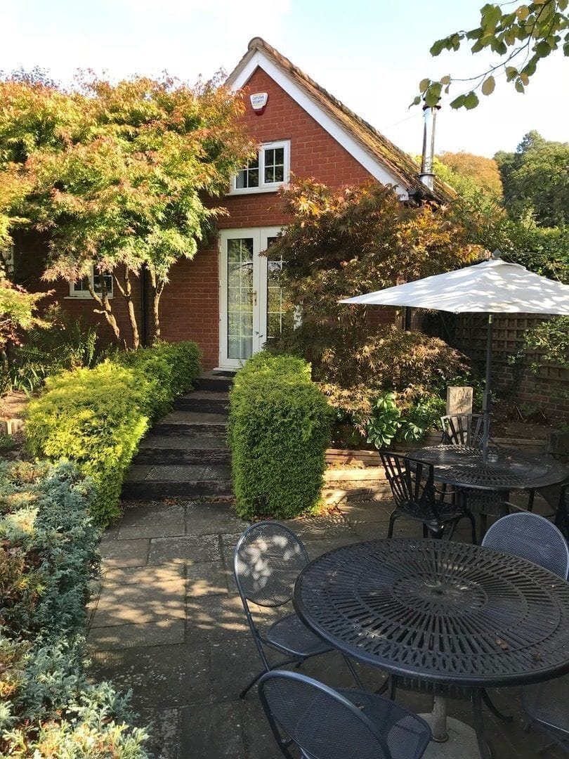 Criddlestyle Cottage Barbecue Patio