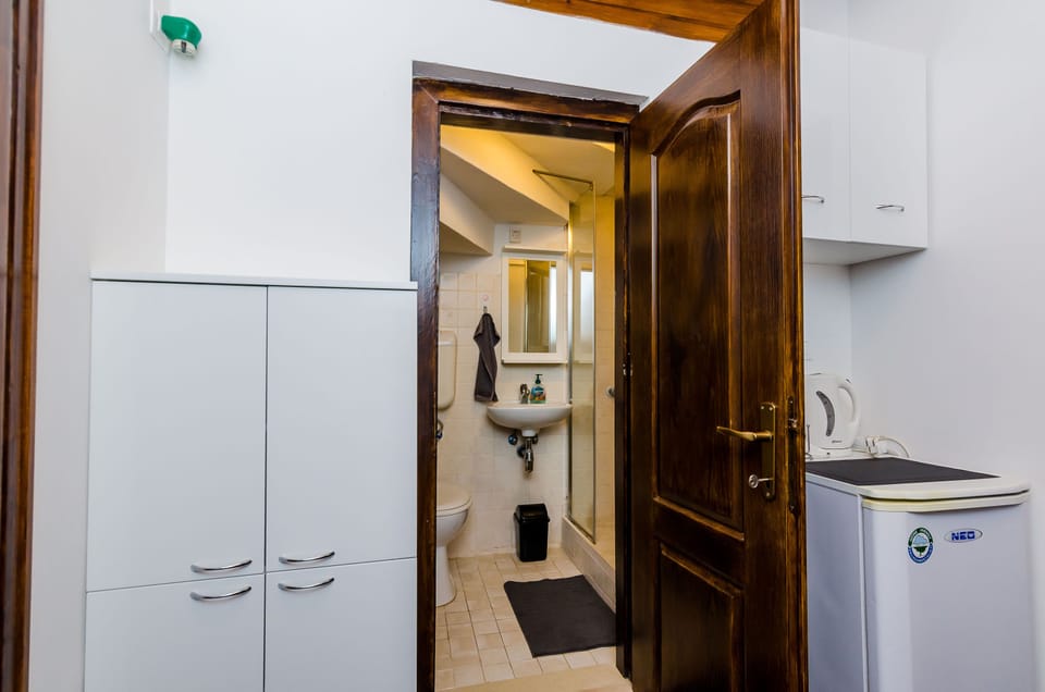 Double Room (Double Room) | 3 bedrooms, bed sheets