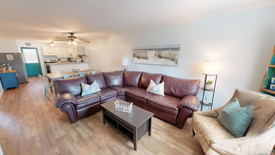 Condo, 2 Bedrooms | Living area | TV