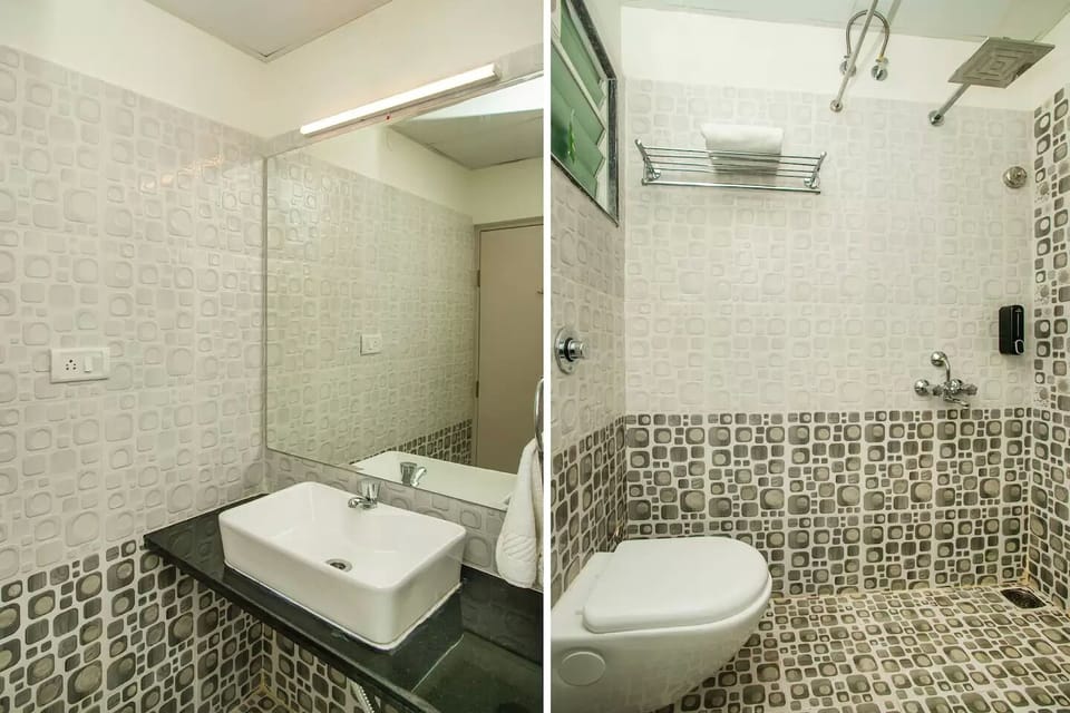 Shower, towels