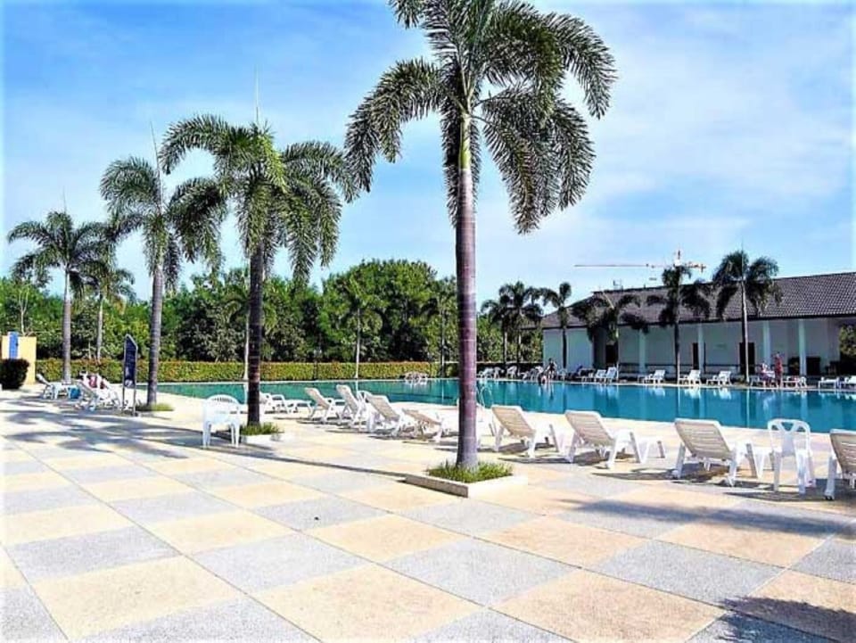 Studio | Pool | Outdoor pool