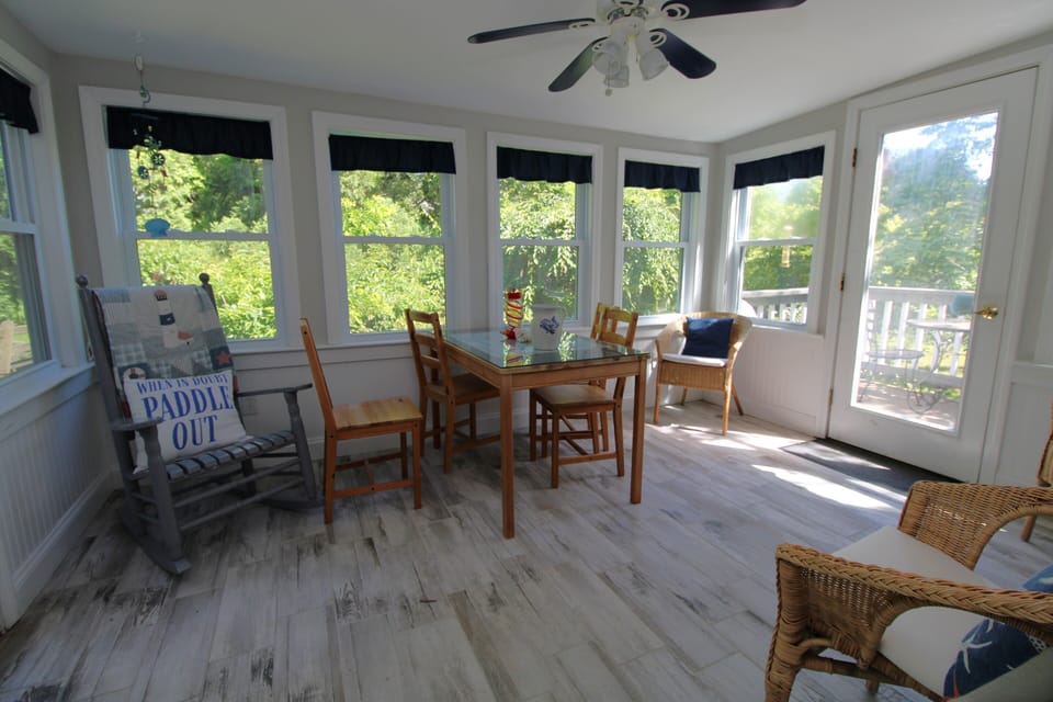 3 Season Room