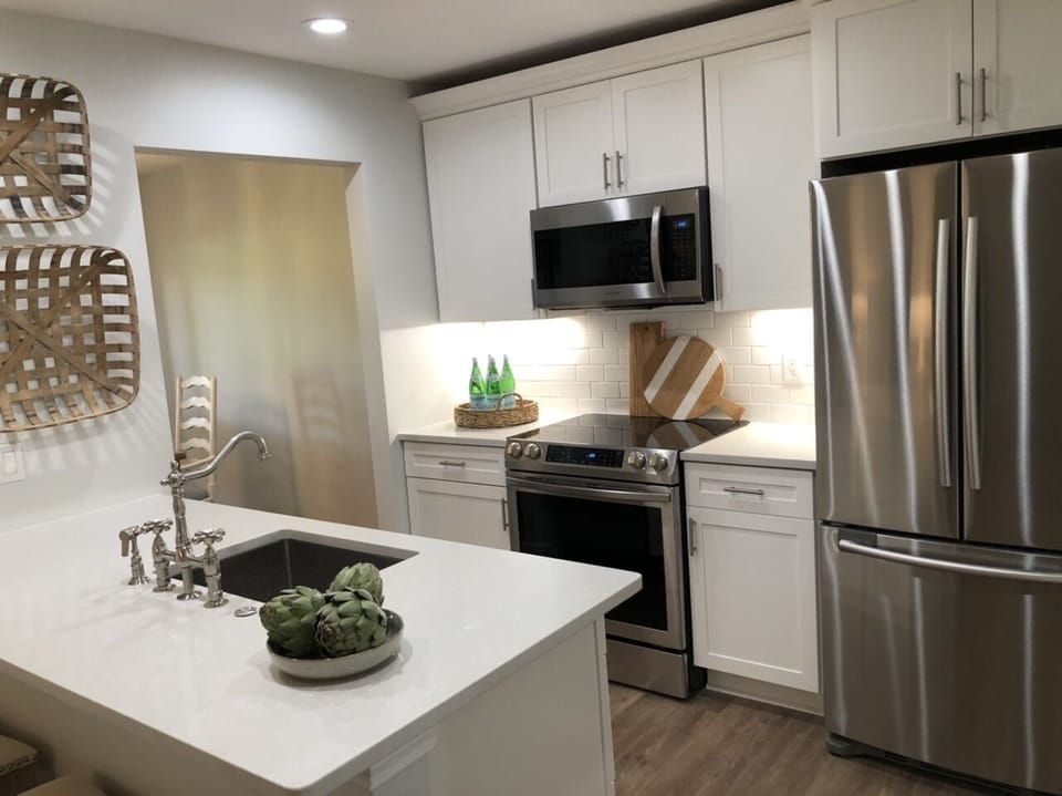 Kitchen. New Stainless Appliances. 