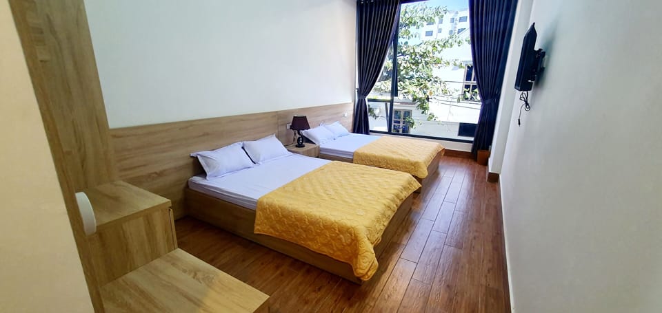 Standard Double Room | Minibar, desk, blackout drapes, free WiFi
