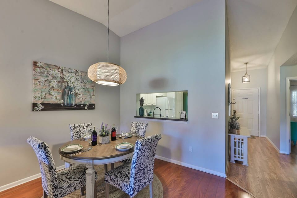 Imagine sitting at this charming table for a meal with your family.