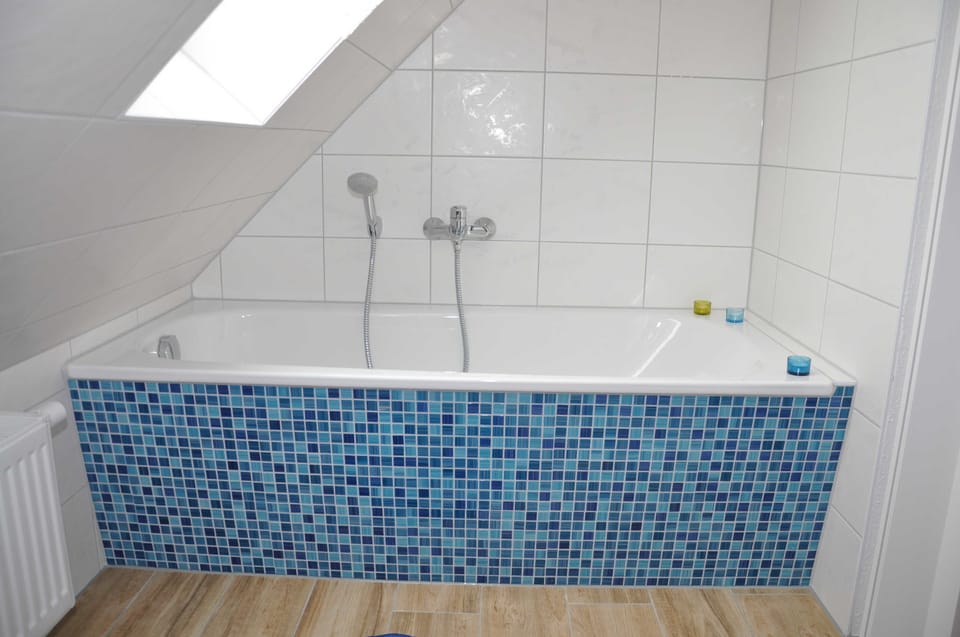 1 room attic - Apartment Ferienhaus Müritzzauber - Ferienwohnungen / Apartment in Röbel