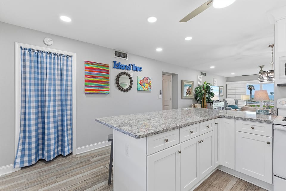 Kitchen + Pantry