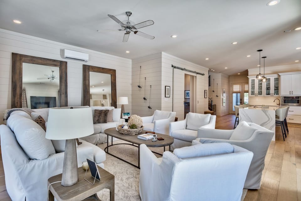 First Floor: Living Area