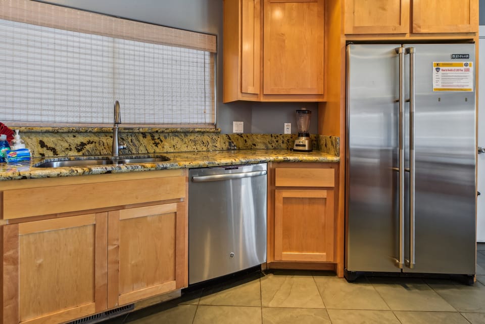 mainlevel-kitchen
