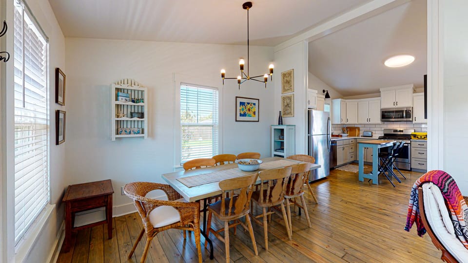 Dining seating for 8