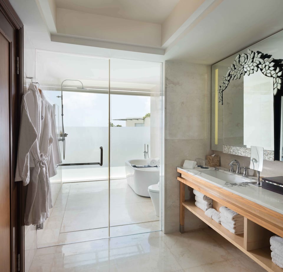 Presidential Suite, 1 Bedroom, Non Smoking, Balcony (Oceanfront) | Bathroom | Separate tub and shower, deep soaking tub, rainfall showerhead
