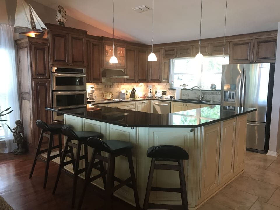 Kitchen with Island Breakfast Bar
