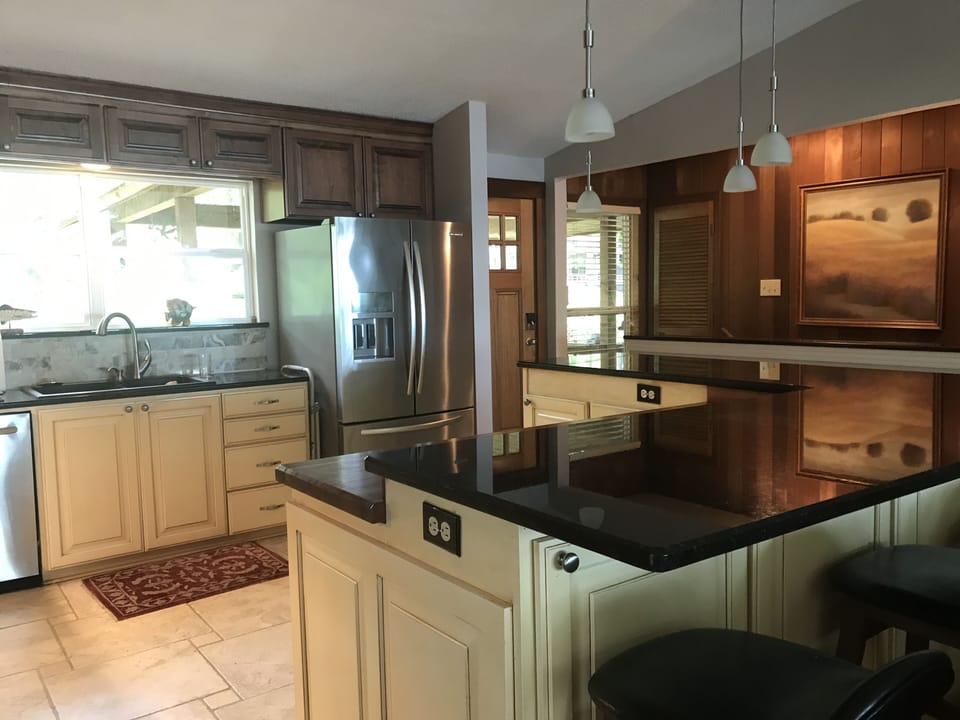 Kitchen Island
