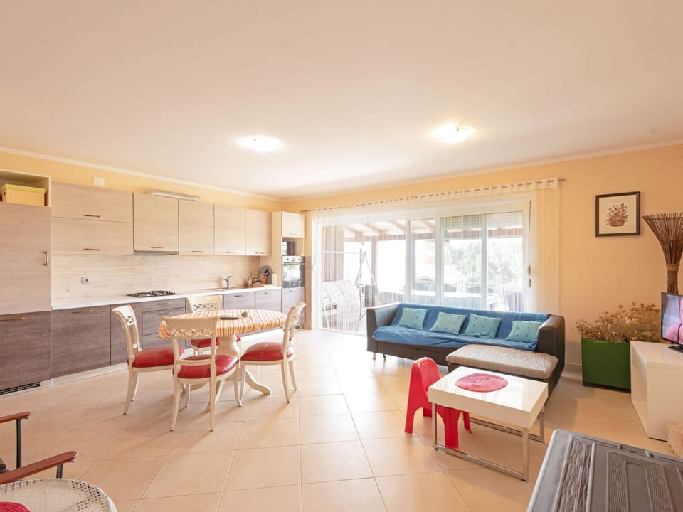House | Dining