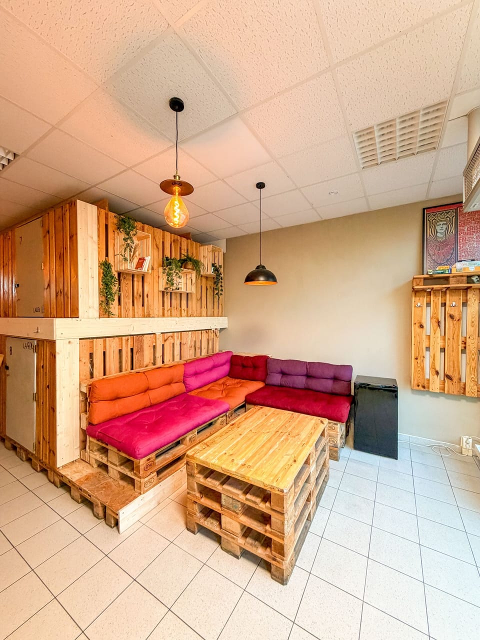 Apartment, Private Bathroom | Lobby