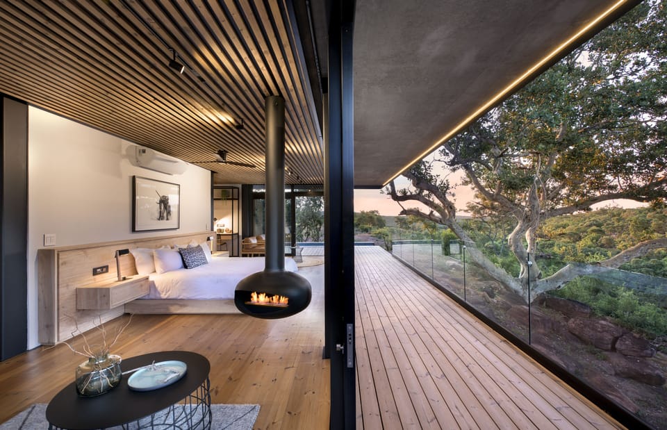Honeymoon Suite, Private Pool | Premium bedding, minibar, in-room safe, desk