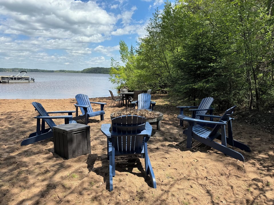 Fire pit w/six chairs on the beach 