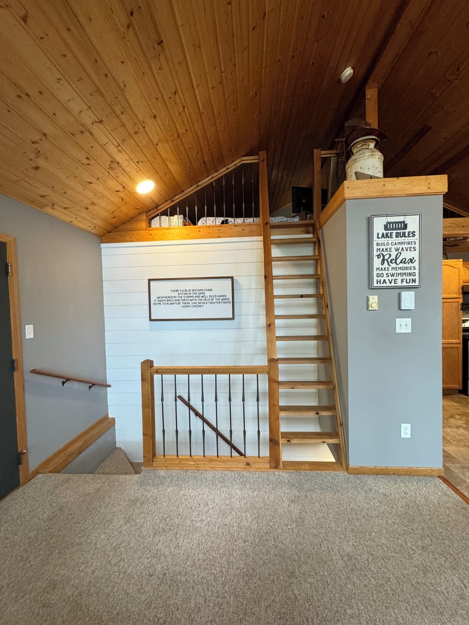 Loft/kiddo hideout