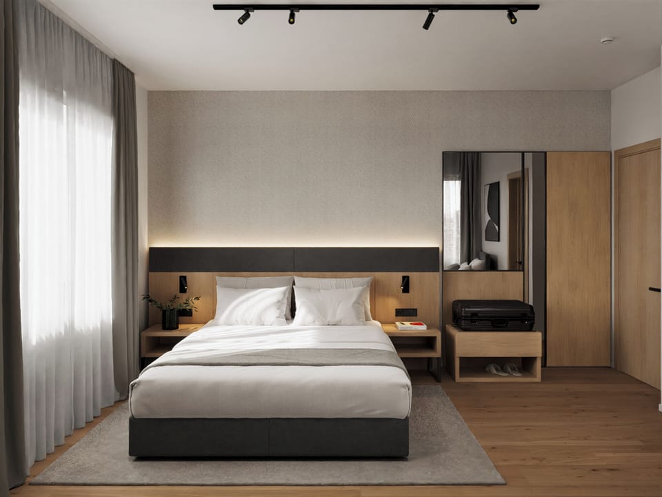 Minibar, in-room safe, desk, free WiFi